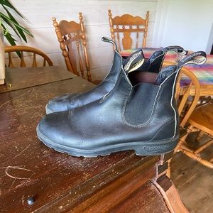 Blundstone black